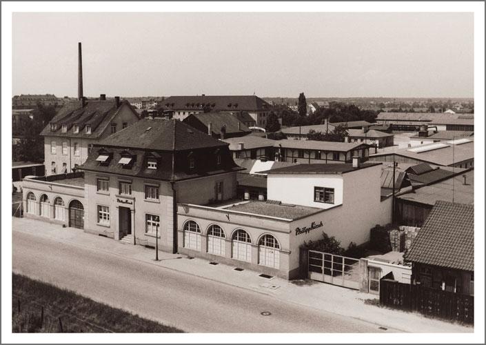 1956_705x500